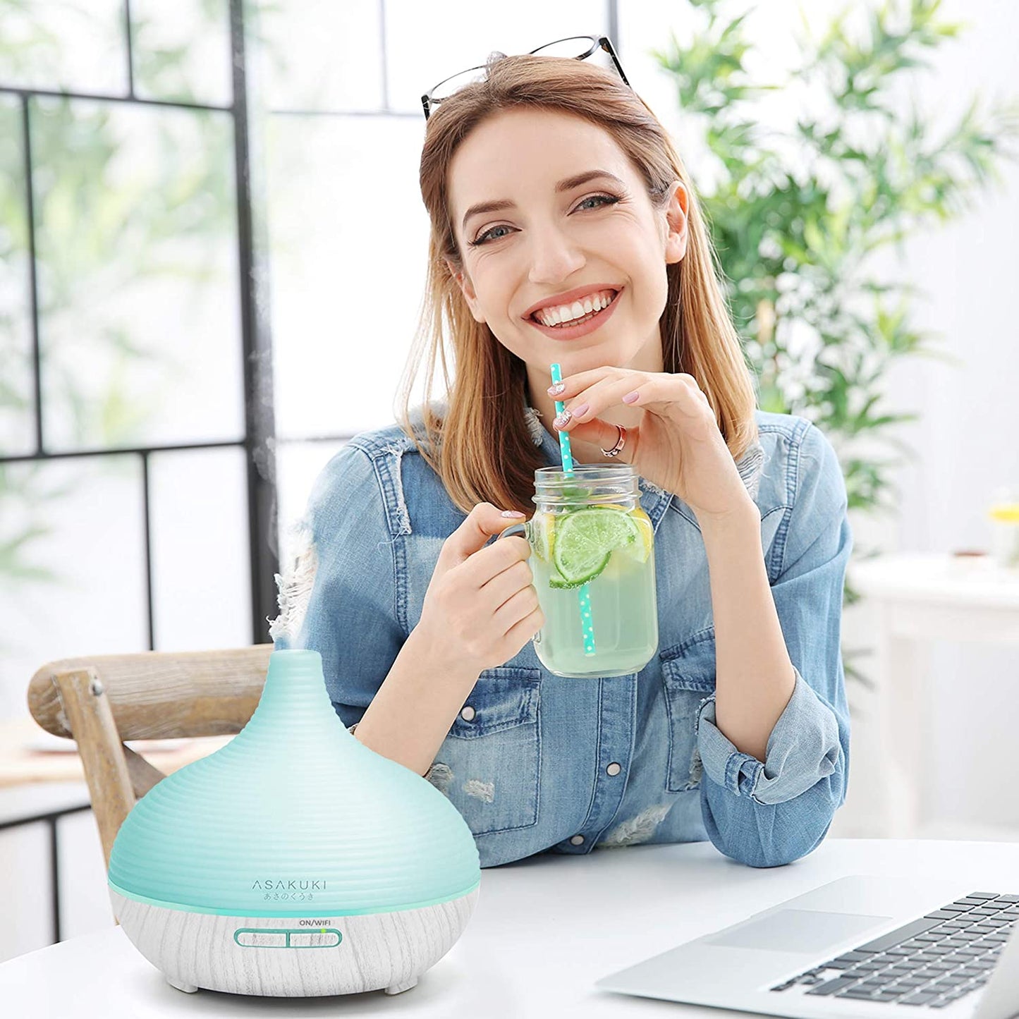 Smart Wi-Fi Essential Oil Diffuser with 4 Premium Essential Oils - Upgraded 300ml Capacity & 7 LED Color Settings
